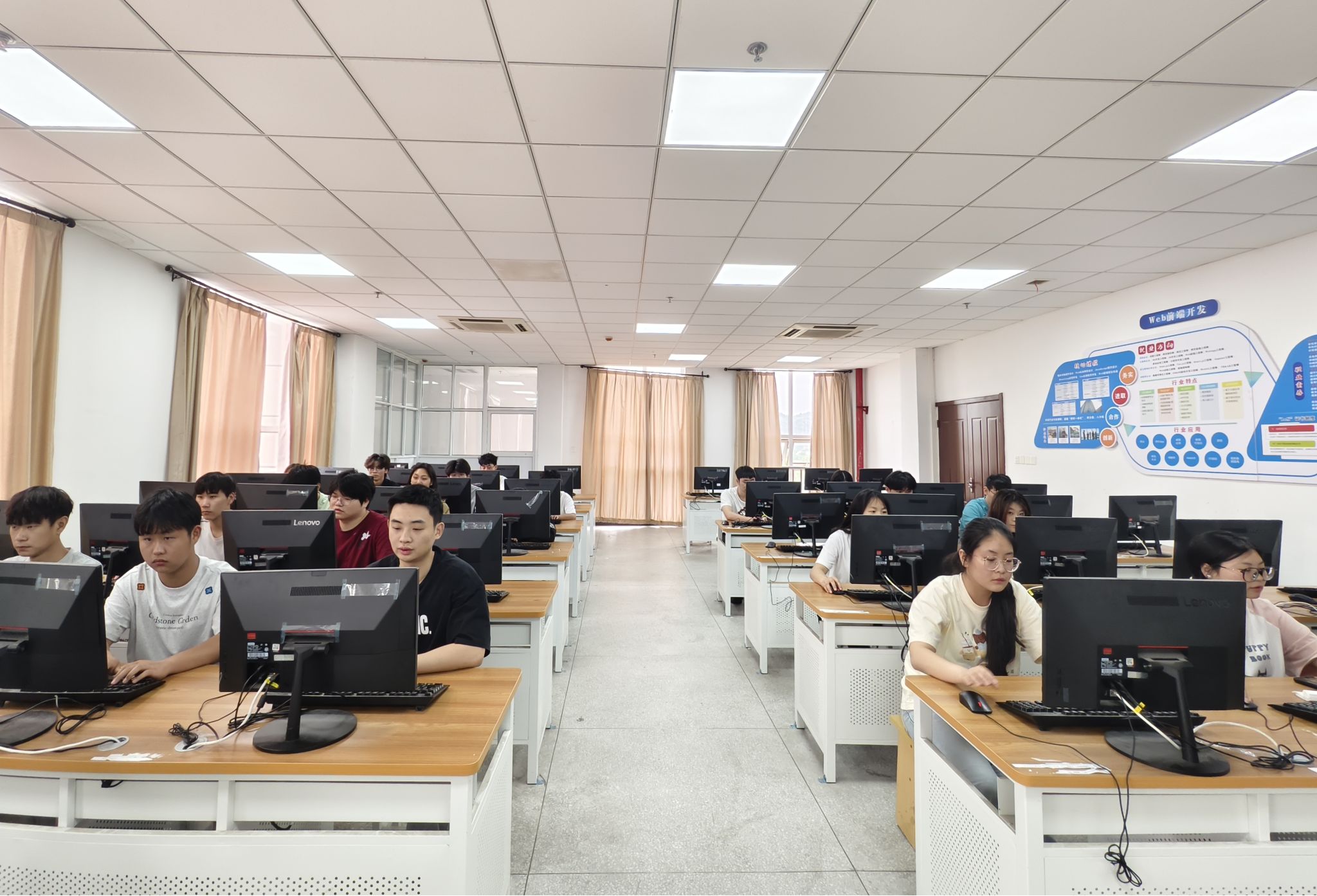 校第十一届技能大赛系列报道之云计算应用赛项