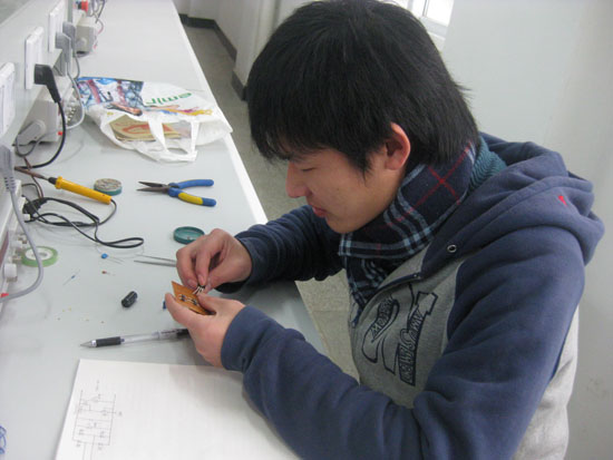 培养科技创新能力 提高动手实践水平    