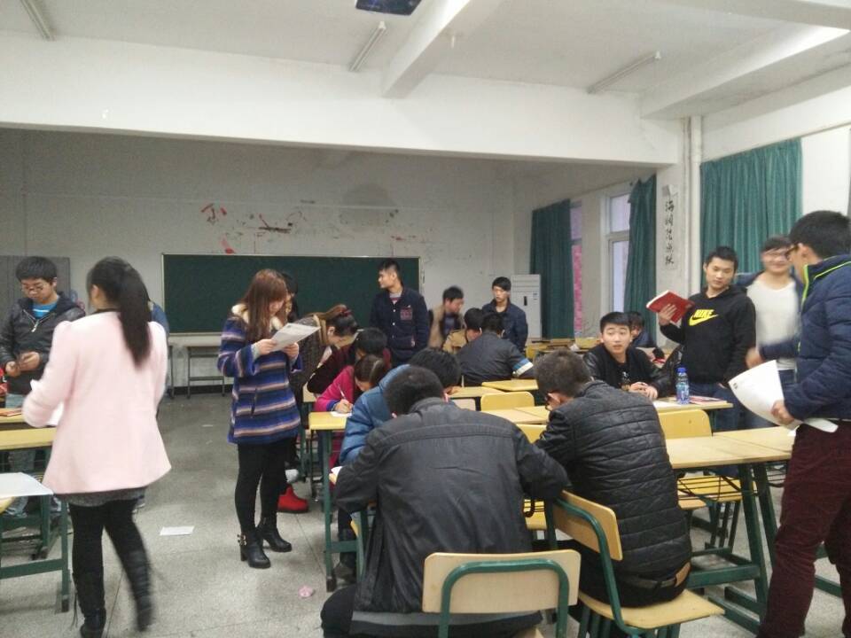 信息工程系组织南京摩乐投资管理咨询有限公司宣讲会    