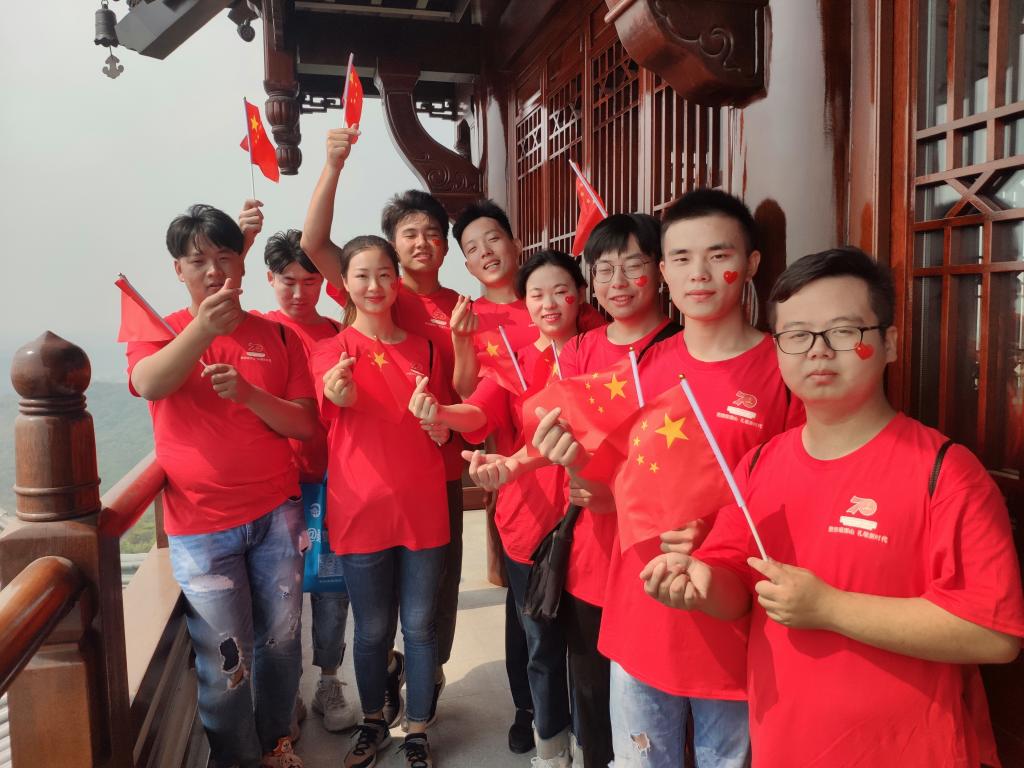 信息工程学院参加“燃情琅琊山，礼敬新时代”主题活动