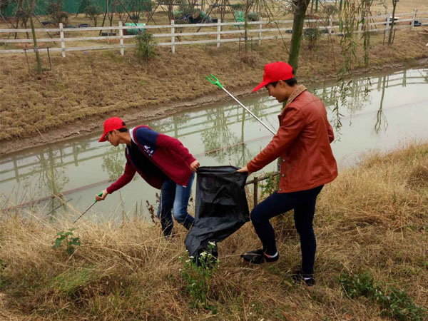 信息工程系班级活动之金鹏生态园志愿行    