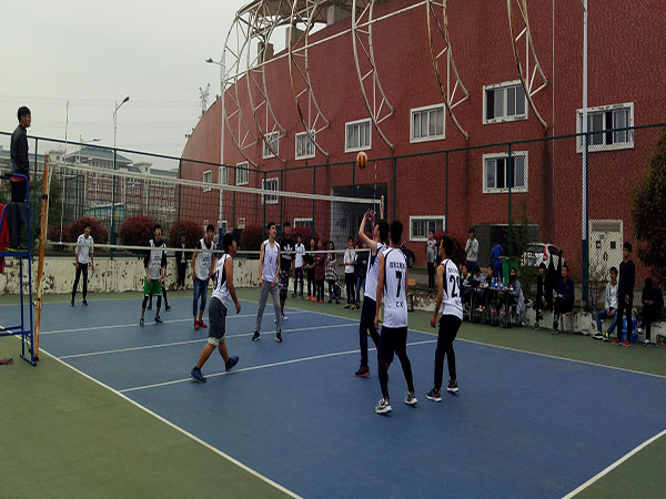 信息工程系男子排球队力克对手成功晋级决赛     