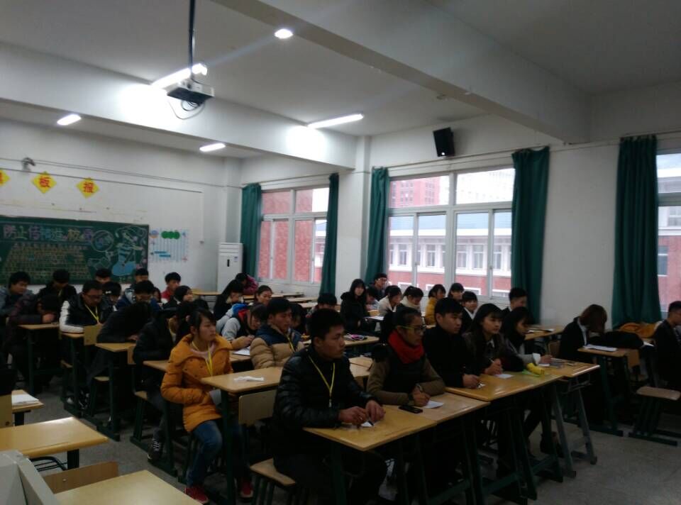 耀个性光芒，圆主持梦想――信息工程系主持人大赛总决赛    